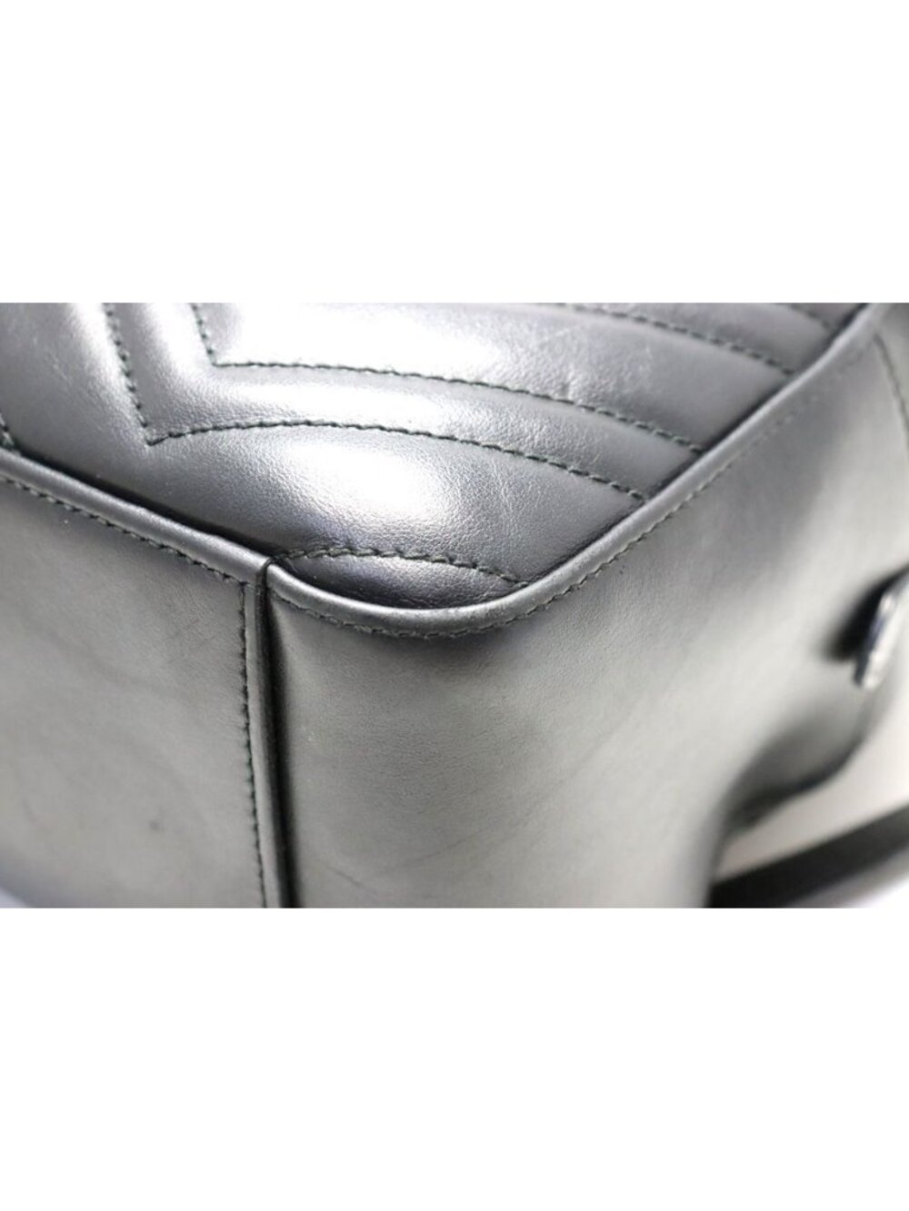 Gucci GG Marmont Leather Backpack - Picture 4 of 9